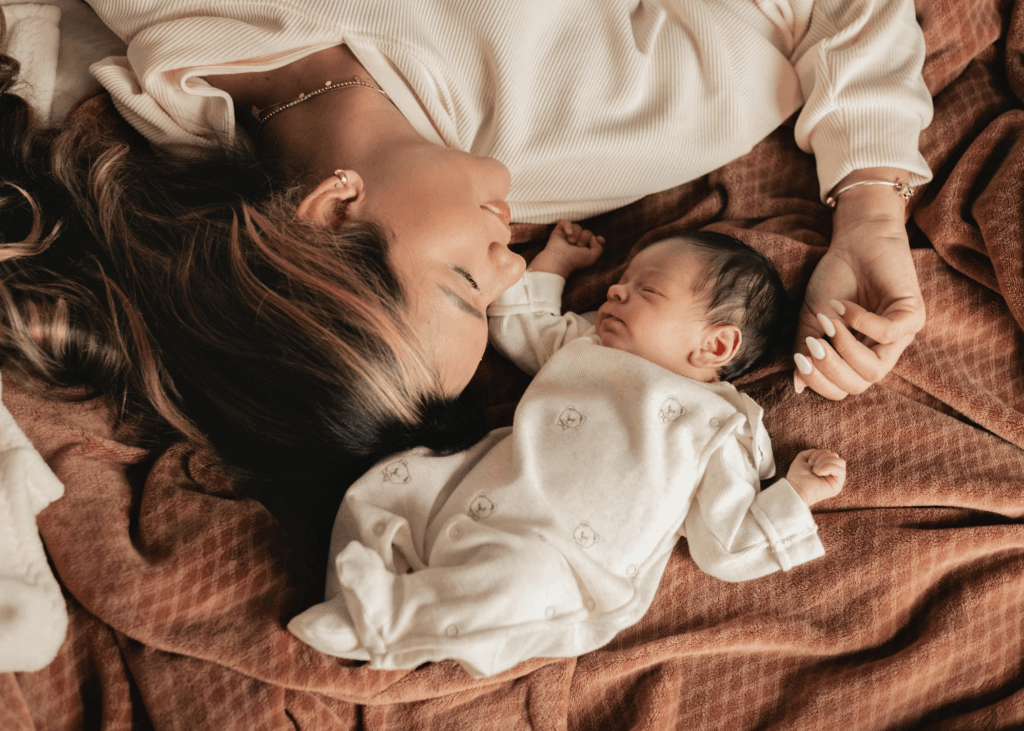 Photo d'une maman et son bébé